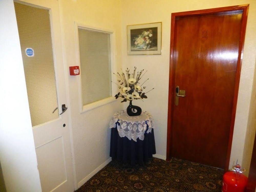 Woodlands Hotel Birmingham Buitenkant foto